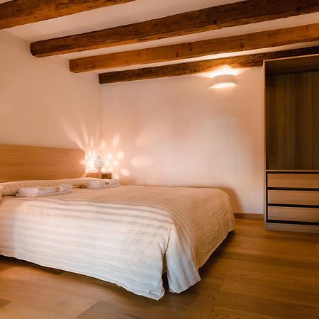 Historical And Luxury Apartment بولونيا المظهر الخارجي الصورة