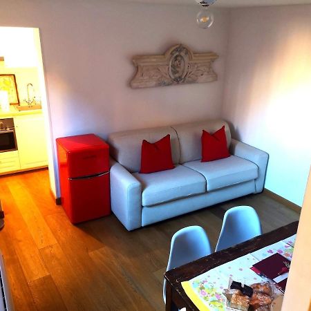 Historical And Luxury Apartment بولونيا المظهر الخارجي الصورة