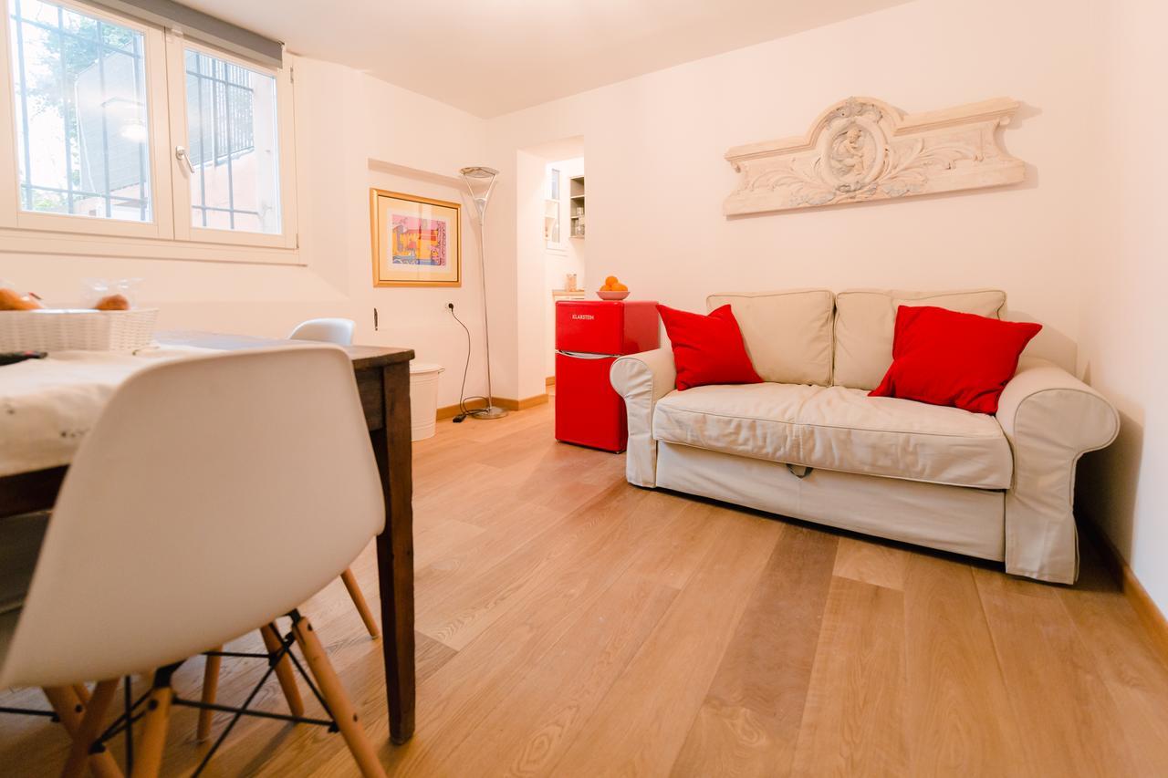 Historical And Luxury Apartment بولونيا المظهر الخارجي الصورة