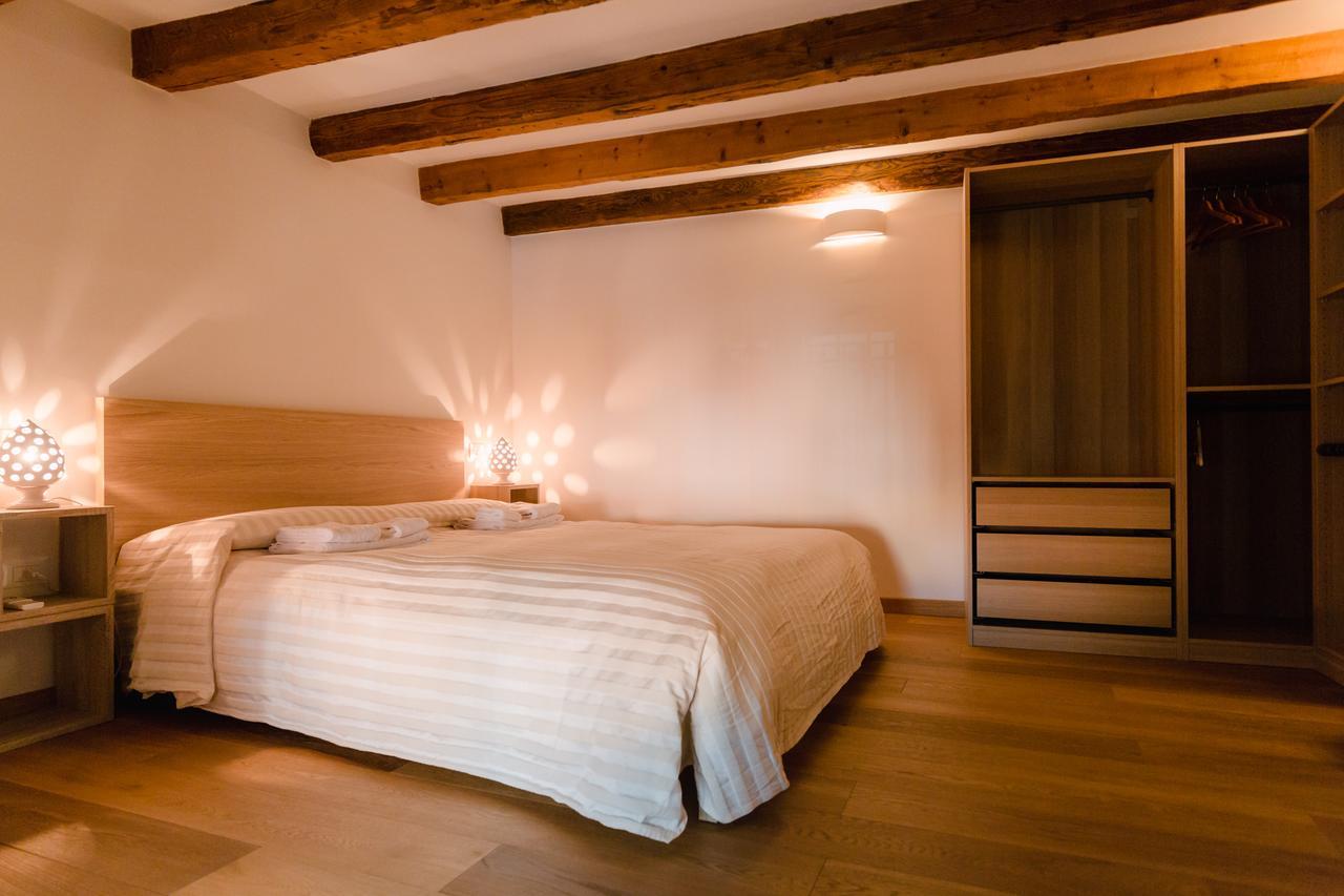 Historical And Luxury Apartment بولونيا المظهر الخارجي الصورة