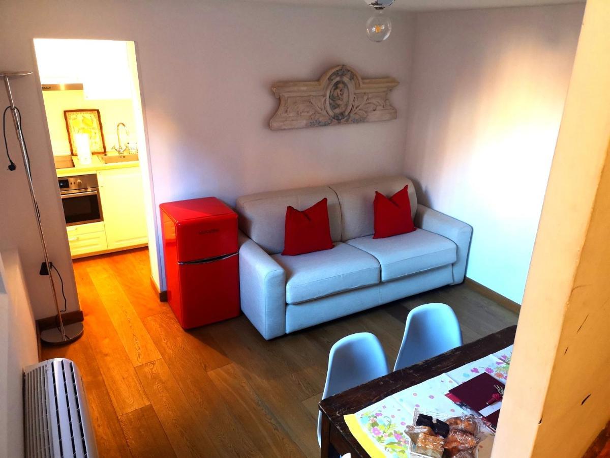 Historical And Luxury Apartment بولونيا المظهر الخارجي الصورة