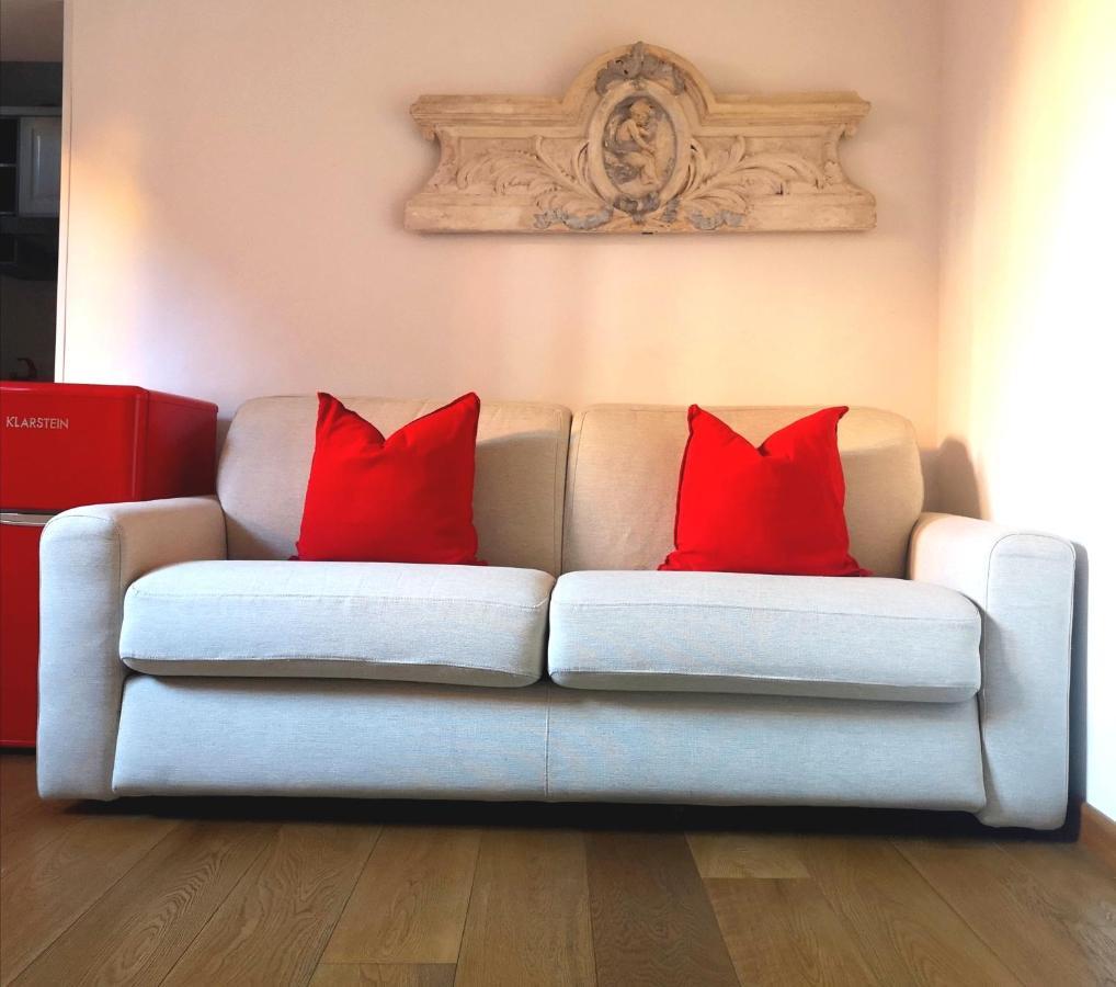 Historical And Luxury Apartment بولونيا المظهر الخارجي الصورة